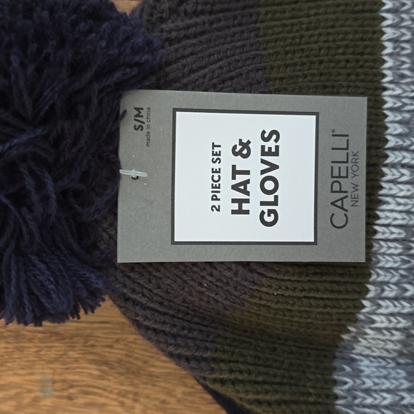 CAPELLI OF NEW YORK BRAND BOYS BLUE & GREEN WINTER HAT & GLOVES SMALL/MEDIUM - Picture 3 of 12